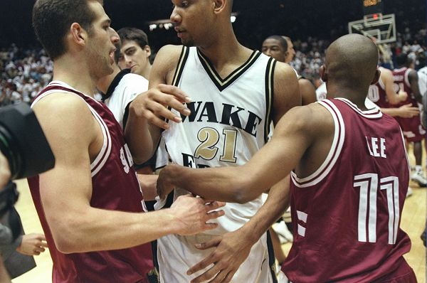 赛场上完成 赛场上完成