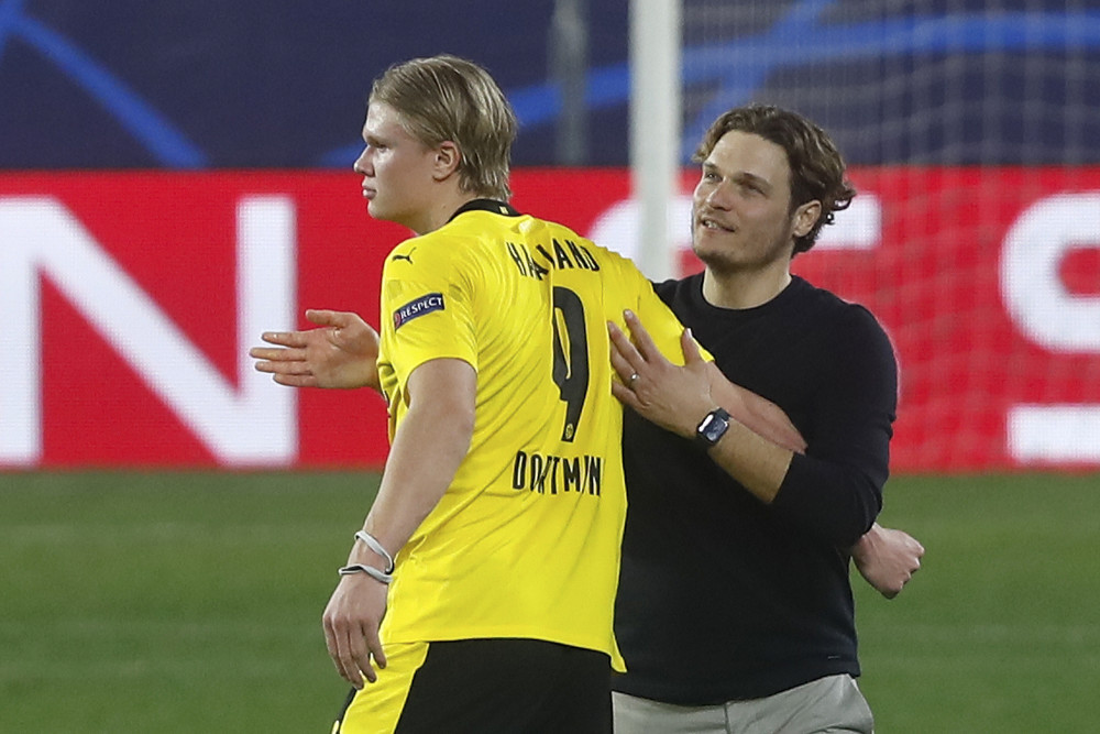 轻球员的发 轻球员的发