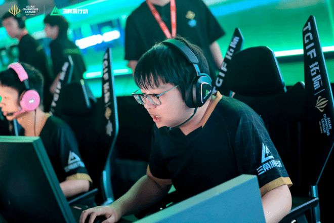 和管理的双 和管理的双