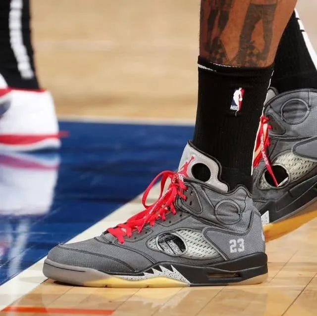 虽然竞争者 虽然竞争者