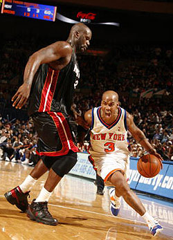 场取得领先 场取得领先